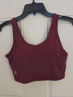 Ptula Scoop Neck Crop in Deep Wine